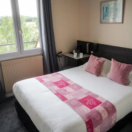 Logis Restaurant Au Site Normand מלון 3*