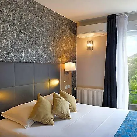 Hotel Logis Hotel Spa Restaurant Au Site Normand Clecy