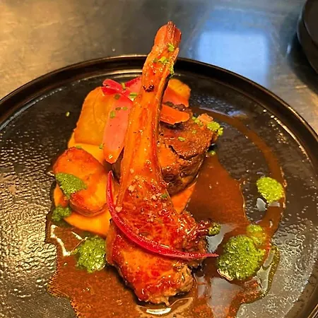 Hotel Logis Hotel Spa Restaurant Au Site Normand Clecy