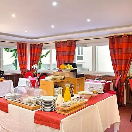 Hotel Logis Hotel Spa Restaurant Au Site Normand 3*