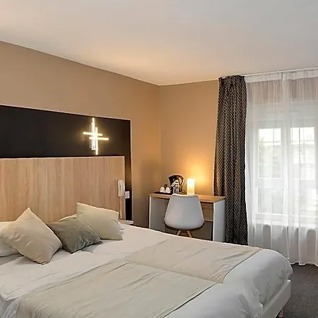 Logis Hotel Spa Restaurant Au Site Normand 3* Clecy