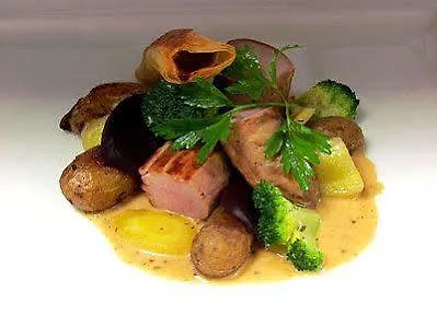 Logis Hotel Spa Restaurant Au Site Normand