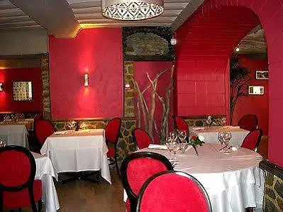 호텔 Logis Restaurant Au Site Normand Clécy