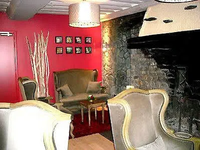 Logis Restaurant Au Site Normand 호텔 Clécy