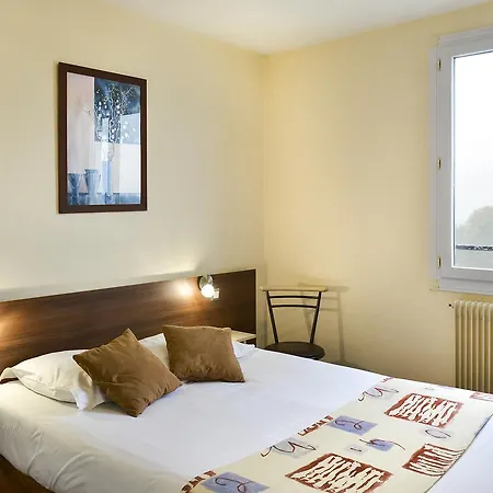 Logis Restaurant Au Site Normand מלון 3*