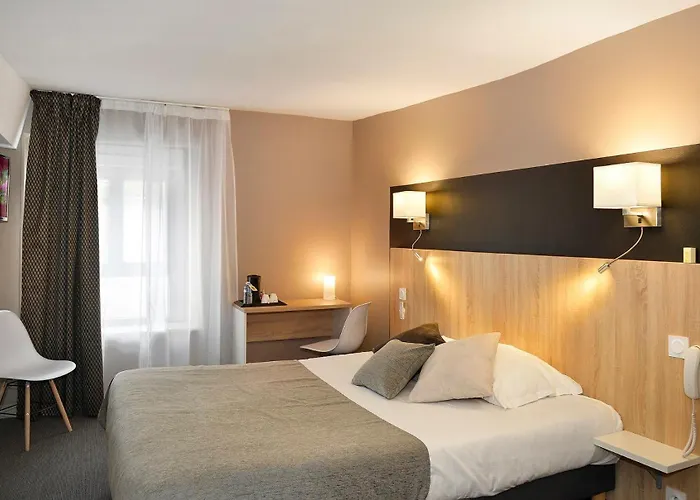 Logis Hotel Spa Restaurant Au Site Normand Clecy