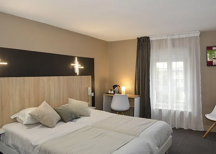 מלון Logis Restaurant Au Site Normand 3*