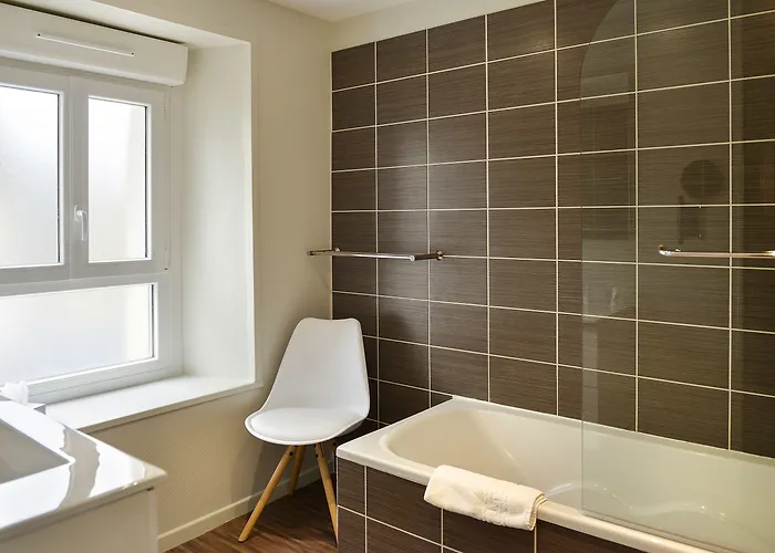 Hotel Logis Hotel Spa Restaurant Au Site Normand