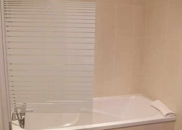 Logis Hotel Spa Restaurant Au Site Normand 3* Clecy