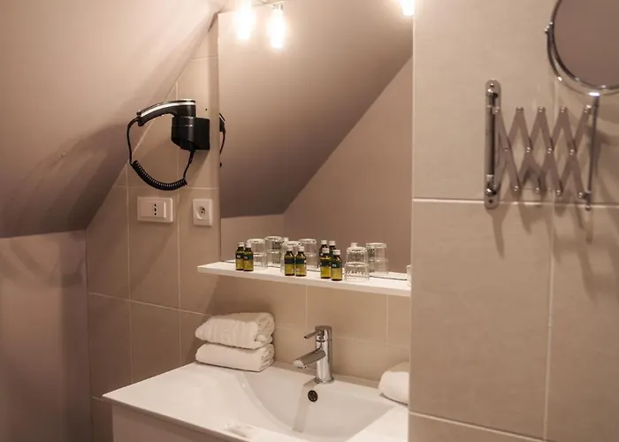 Logis Hotel Spa Restaurant Au Site Normand Hotel 3*