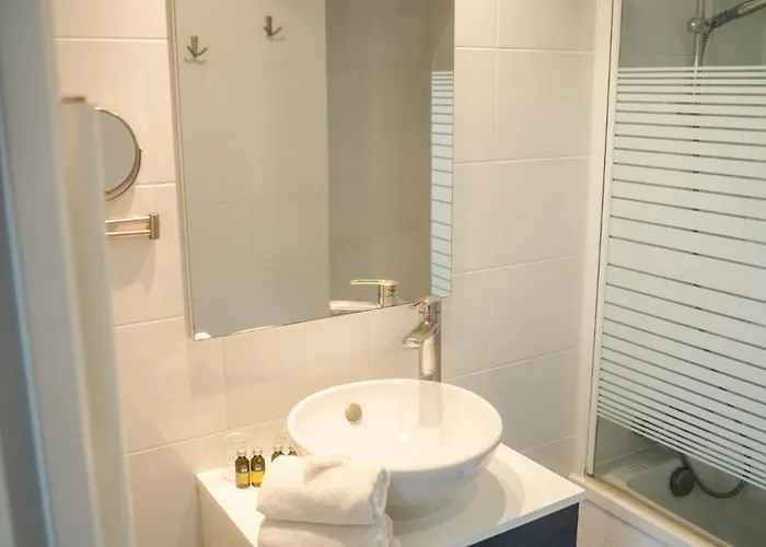 Logis Hotel Spa Restaurant Au Site Normand 3*